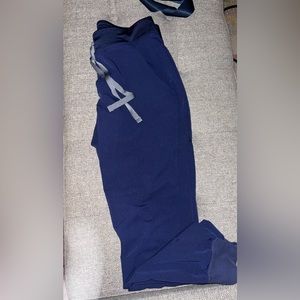 Figs Zamora jogger navy scrub pants